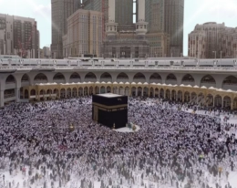 Umroh Arabia Yanbu Bersama Rifky Balweel Dan Biby Alraen : 05 - 13 Januari 2026